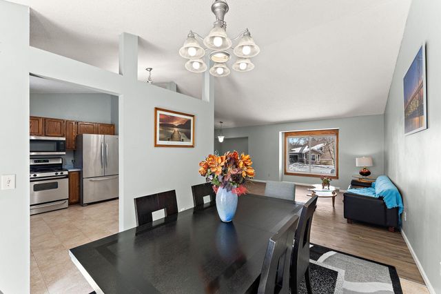 14797 Haven Drive, Apple Valley, MN 55124