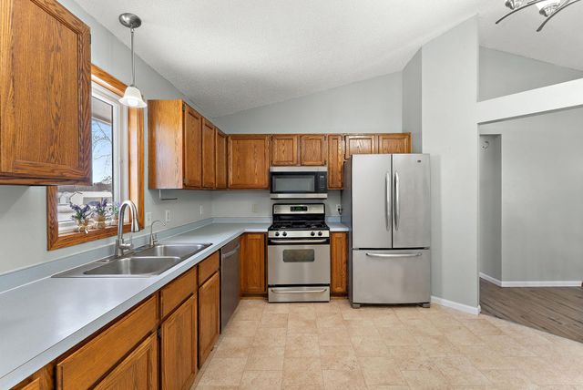 14797 Haven Drive, Apple Valley, MN 55124