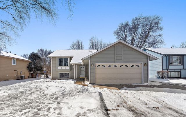 14797 Haven Drive, Apple Valley, MN 55124