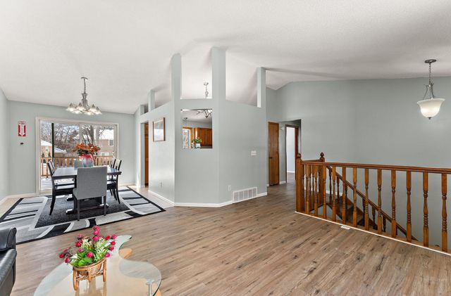 14797 Haven Drive, Apple Valley, MN 55124