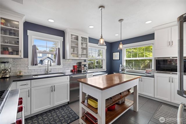 4802 N 24th Street, Tacoma, WA 98406