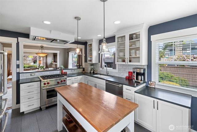 4802 N 24th Street, Tacoma, WA 98406