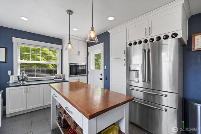 4802 N 24th Street, Tacoma, WA 98406