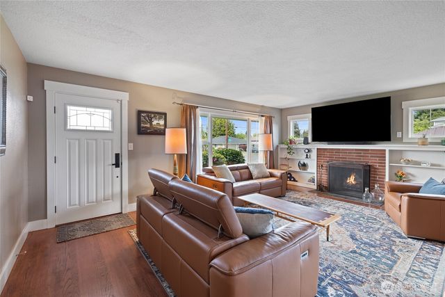 4802 N 24th Street, Tacoma, WA 98406
