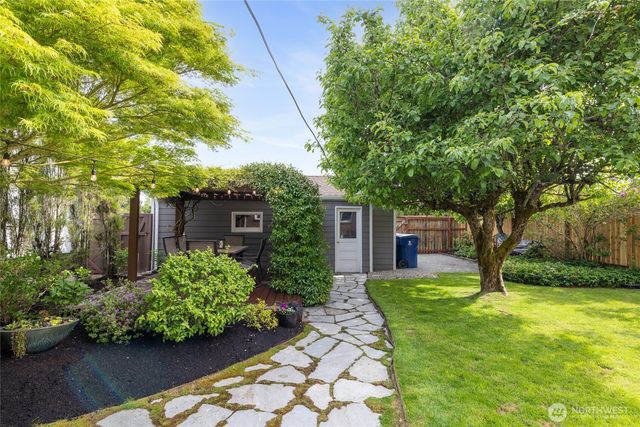 4802 N 24th Street, Tacoma, WA 98406