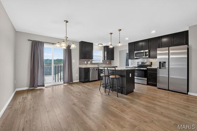 2762 Winding Valley Drive, Fenton, MO 63026