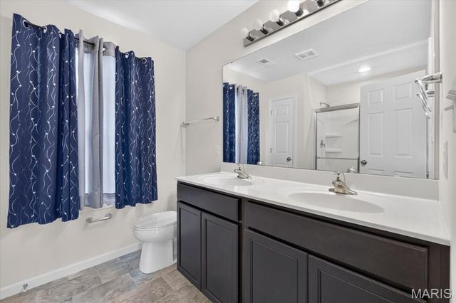 2762 Winding Valley Drive, Fenton, MO 63026