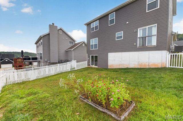 2762 Winding Valley Drive, Fenton, MO 63026