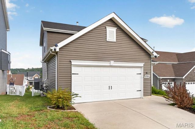 2762 Winding Valley Drive, Fenton, MO 63026