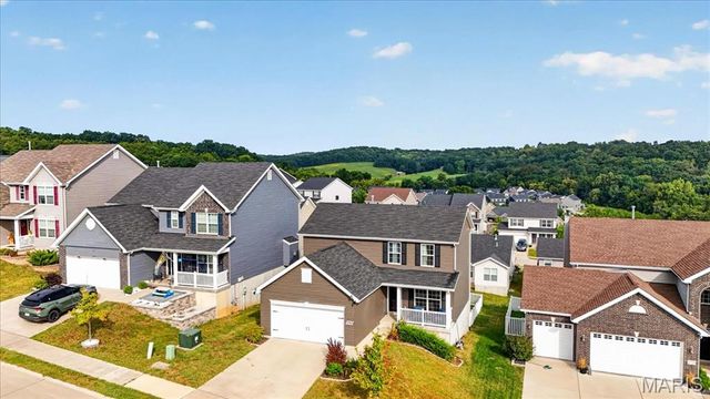 2762 Winding Valley Drive, Fenton, MO 63026