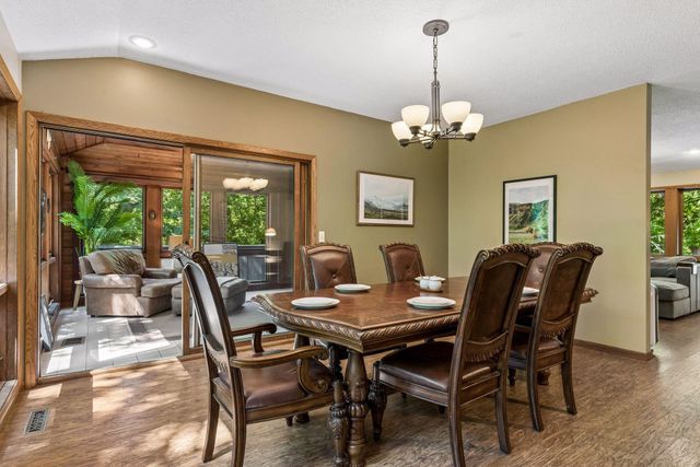 4643 Wild Canyon Trail, Woodbury, MN 55129