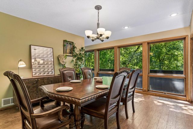 4643 Wild Canyon Trail, Woodbury, MN 55129