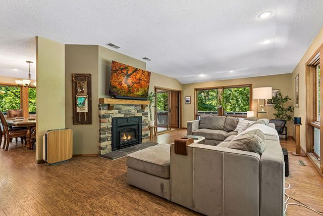 4643 Wild Canyon Trail, Woodbury, MN 55129
