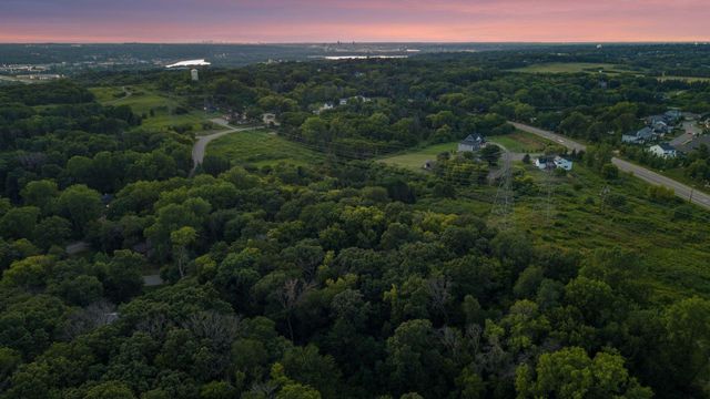 4643 Wild Canyon Trail, Woodbury, MN 55129