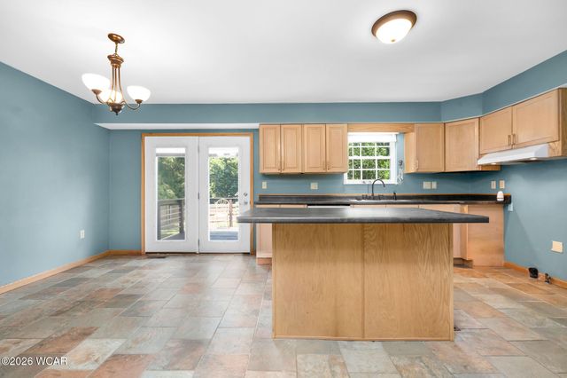 400 Woodview Drive, Bellefontaine, OH 43311