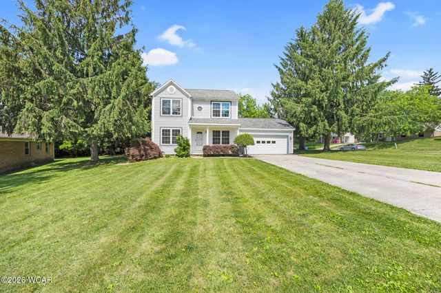 400 Woodview Drive, Bellefontaine, OH 43311