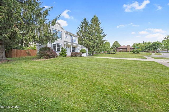 400 Woodview Drive, Bellefontaine, OH 43311