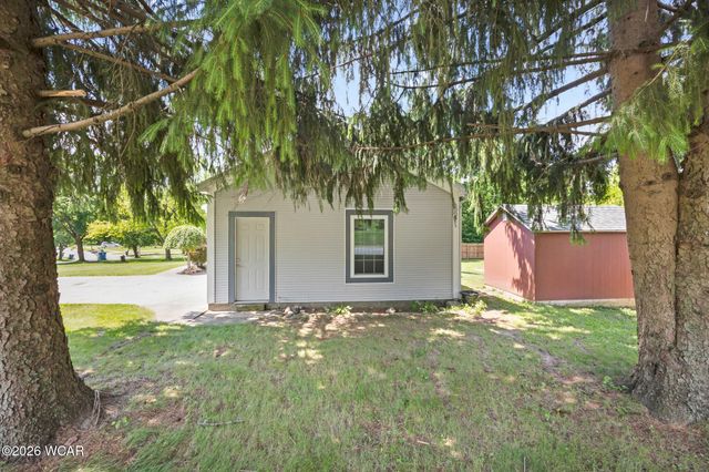 400 Woodview Drive, Bellefontaine, OH 43311