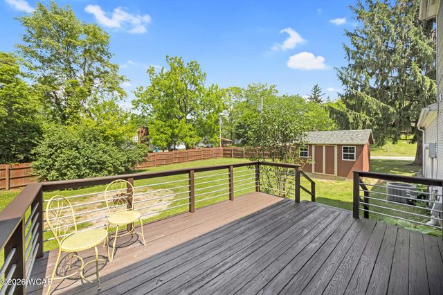 400 Woodview Drive, Bellefontaine, OH 43311