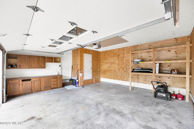 400 Woodview Drive, Bellefontaine, OH 43311