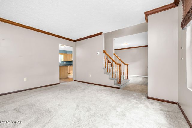 400 Woodview Drive, Bellefontaine, OH 43311