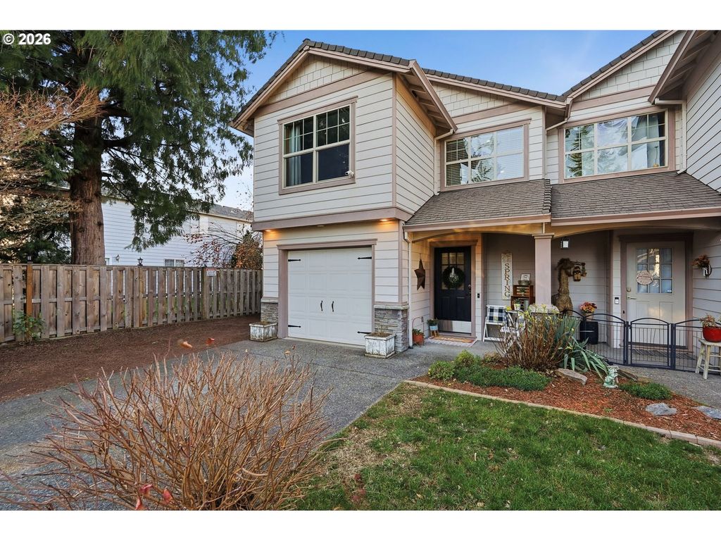 4839 Se SALQUIST Rd, Gresham, OR 97080