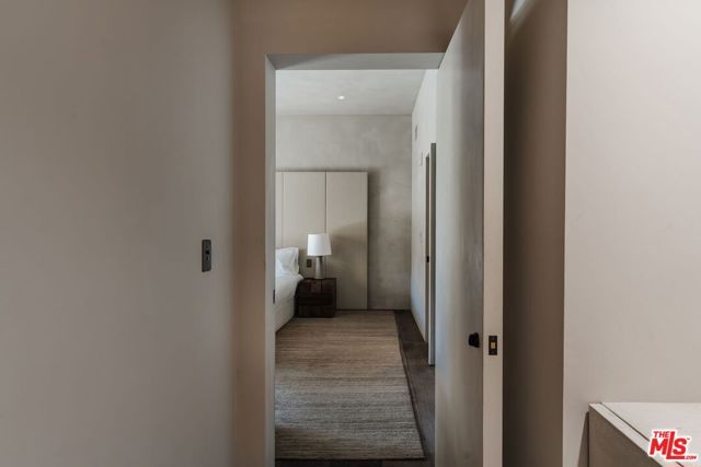 23500 Park Sorrento C34, Calabasas, CA 91302