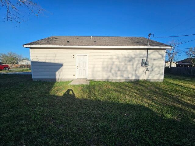 520 E Verbina St, Taft, TX 78390