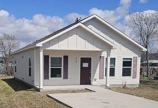 520 E Verbina St, Taft, TX 78390