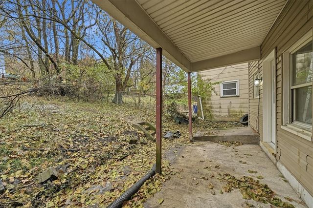 2728 Glen Mawr St, Sheraden, PA 15204