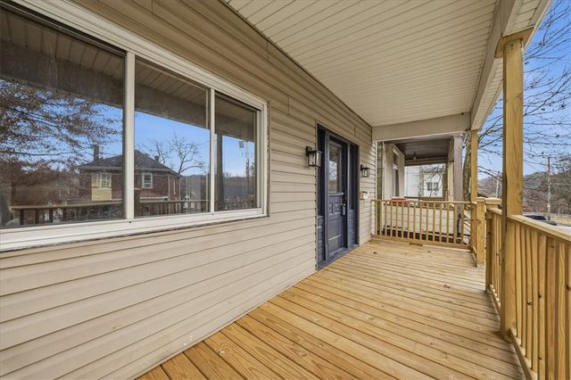 2728 Glen Mawr St, Sheraden, PA 15204