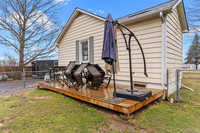 7250 Frances Road, Montrose Charter Township, MI 48433