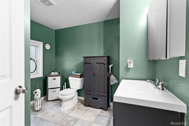 7250 Frances Road, Montrose Charter Township, MI 48433