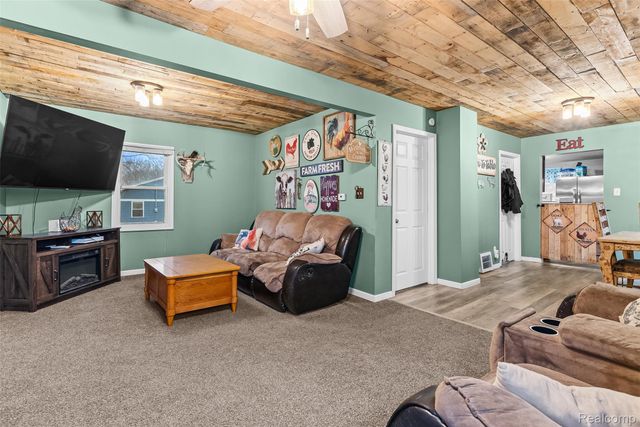 7250 Frances Road, Montrose Charter Township, MI 48433