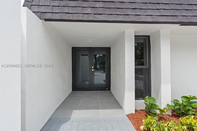 4705 Bayberry Ln, Tamarac, FL 33319