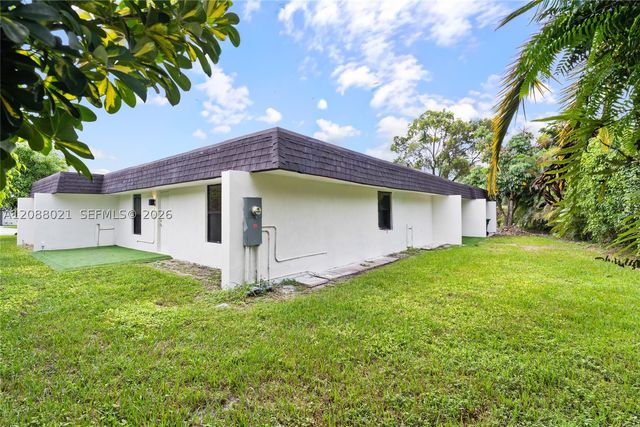 4705 Bayberry Ln, Tamarac, FL 33319