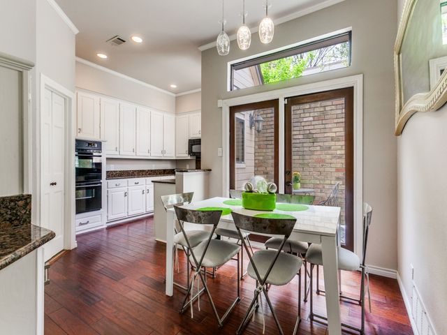 6205 Twin Oaks Circle, Dallas, TX 75240