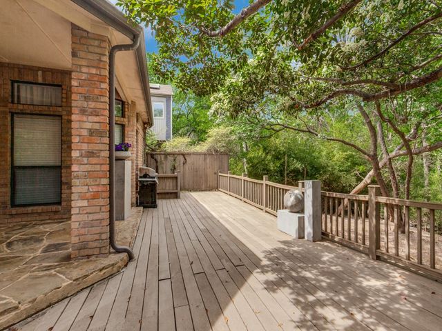 6205 Twin Oaks Circle, Dallas, TX 75240