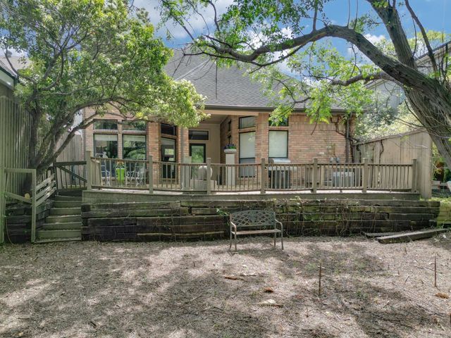 6205 Twin Oaks Circle, Dallas, TX 75240