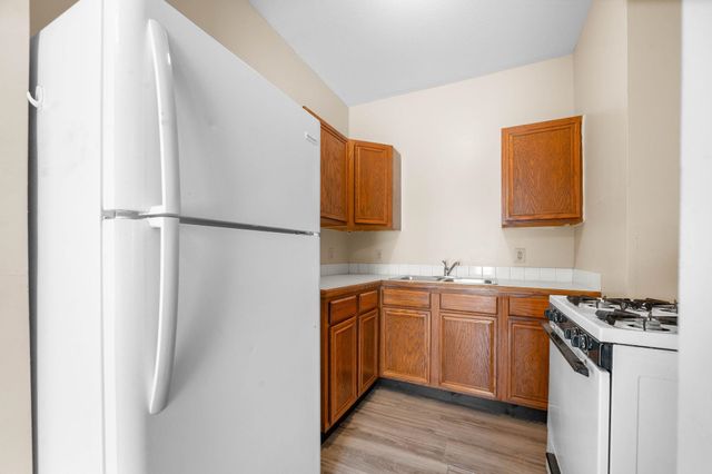 1440-1442 S Laura Ave, Wichita, KS 67211