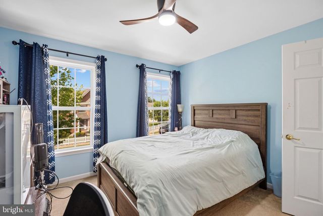 4 HARTFELD RD, Newtown, PA 18940