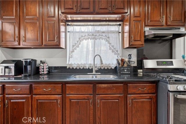 6803 Marcelle Street, Paramount, CA 90723