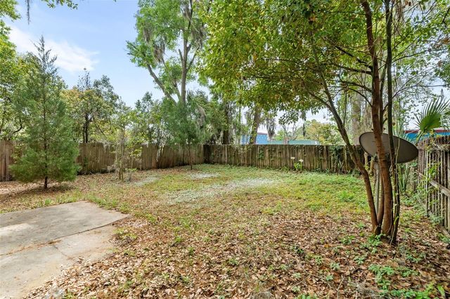 615 NW 24TH AVENUE, Gainesville, FL 32609