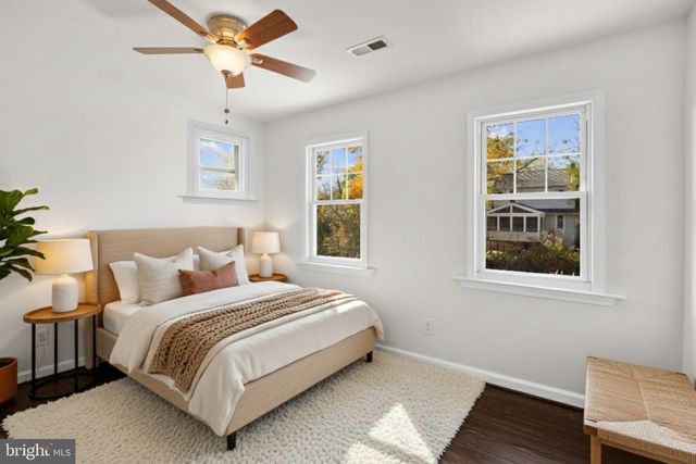 14 GLENWOOD AVE, Baltimore, MD 21228