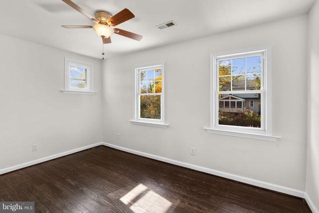 14 GLENWOOD AVE, Baltimore, MD 21228