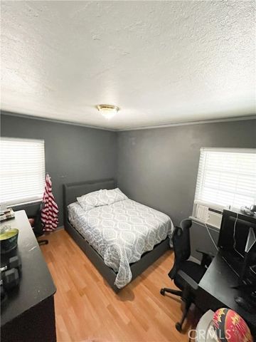 8205 Stanford, Los Angeles, CA 90001