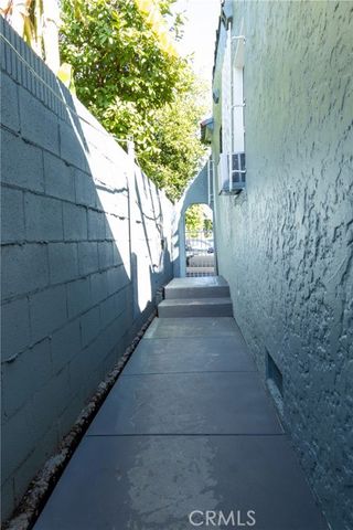 8205 Stanford, Los Angeles, CA 90001