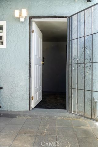 8205 Stanford, Los Angeles, CA 90001