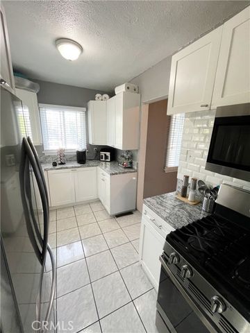 8205 Stanford, Los Angeles, CA 90001