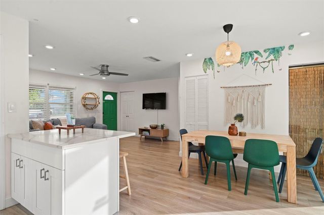 8374 81ST COURT, Seminole, FL 33777